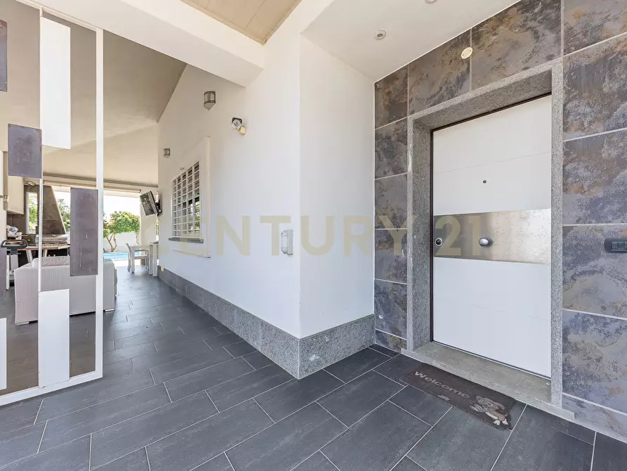 Immagine 33 di Villa in vendita  in Via Caporetto 23 a Anzio