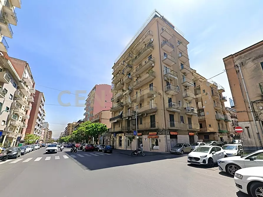 Immagine 36 di Trilocale in vendita  in Via Giuseppe Mazzaglia 7 a Catania