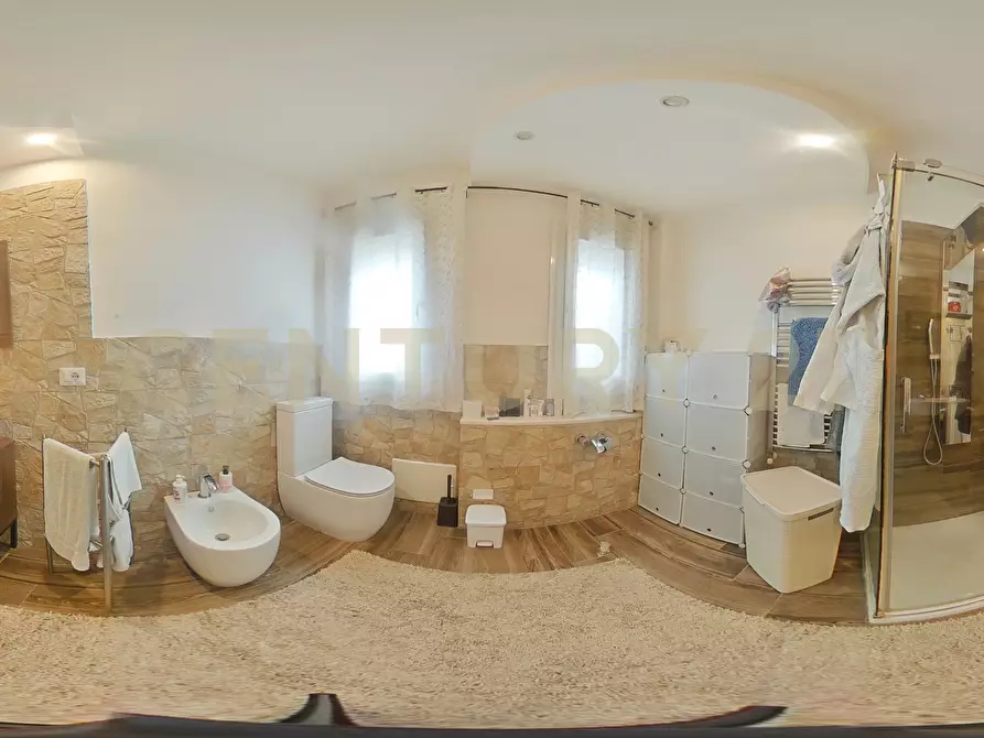 Immagine 49 di Trilocale in vendita  in Corso Indipendenza 230 a Catania