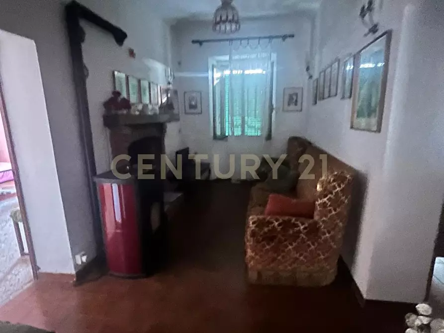 Immagine 4 di Quadrilocale in vendita  in Via Roma 13 a Semproniano