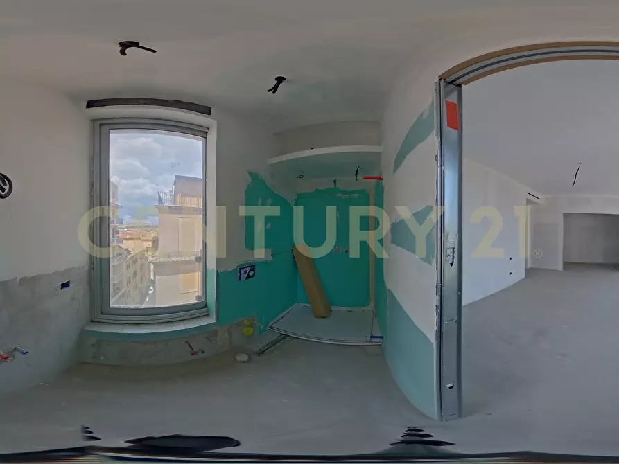 Immagine 31 di Quadrilocale in vendita  in Via dell'Olmata 30 a Roma