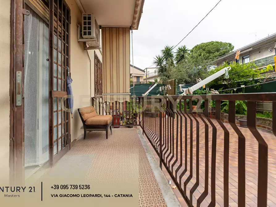 Immagine 32 di Trilocale in vendita  in Via Caduti del Lavoro 2 a Gravina Di Catania