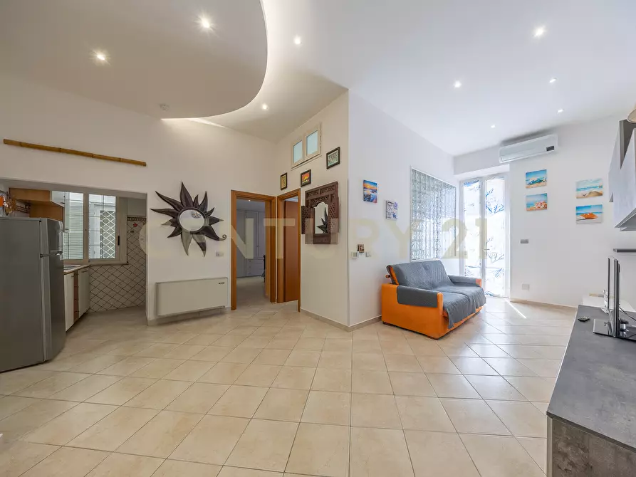 Immagine 1 di Trilocale in vendita  in Piazza Pia 10 a Anzio