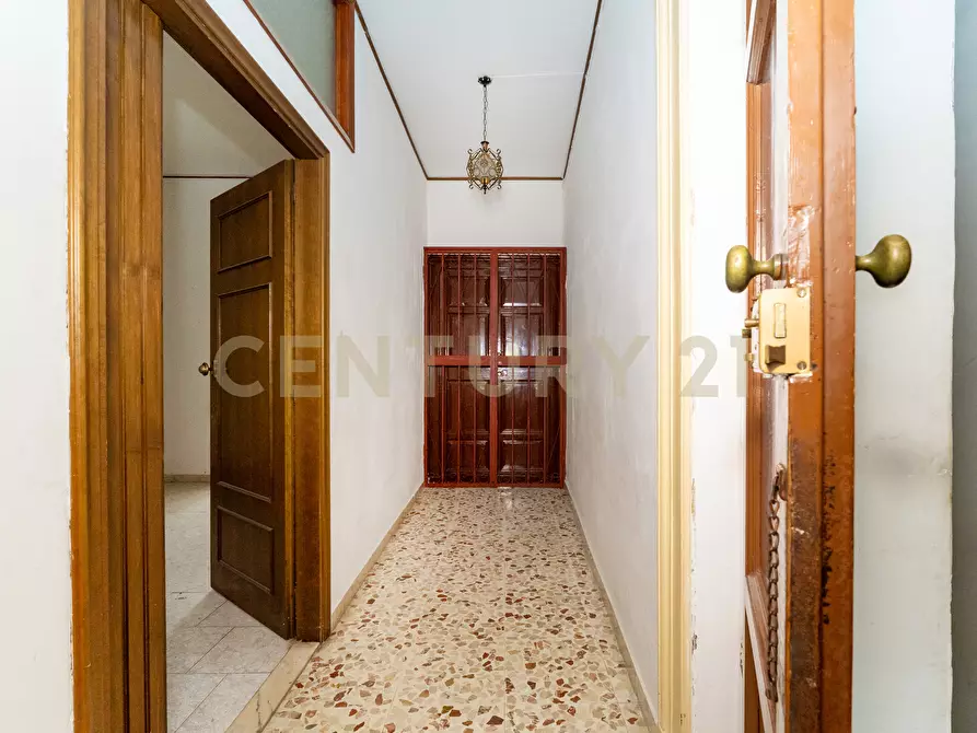 Immagine 9 di Appartamento in vendita  in VIA LUIGI STURZO 129 a Caltagirone