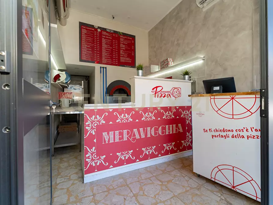 Immagine 24 di Locale commerciale in affitto  in Via Aldebaran 7 a Catania