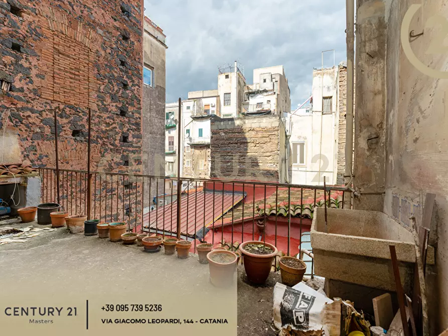 Immagine 72 di Casa indipendente in vendita  in Via Zaccà Rosolia 11 a Catania