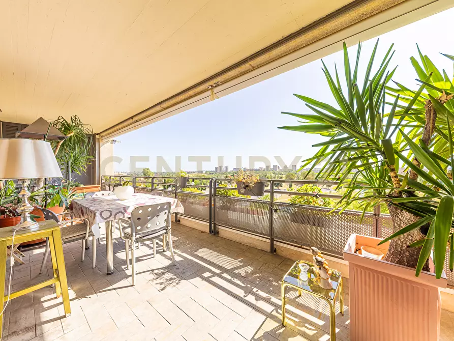 Immagine 21 di Attico in vendita  in Viale Carmelo Bene 320 a Roma