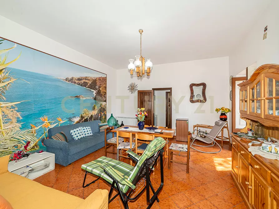 Immagine 34 di Villa in vendita  in Strada Comunale 9 Praiola 8 a Riposto