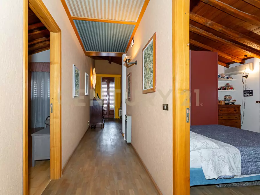 Immagine 46 di Villetta a schiera in vendita  in Via Carrubella 8 a Catania