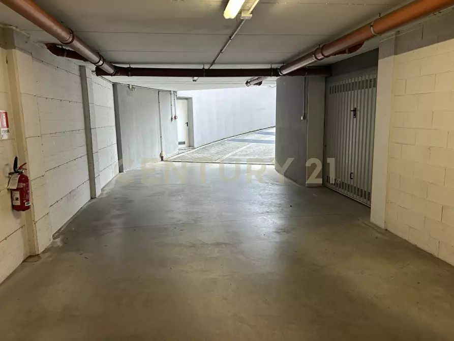 Immagine 2 di Garage in vendita  in Via Vincenzo Muccioli 9 a San Martino Buon Albergo