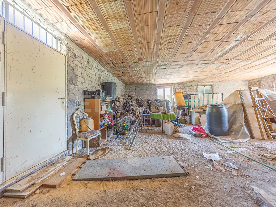 Immagine 31 di Rustico / casale in vendita  in via mercorano 1 a San Gregorio Da Sassola