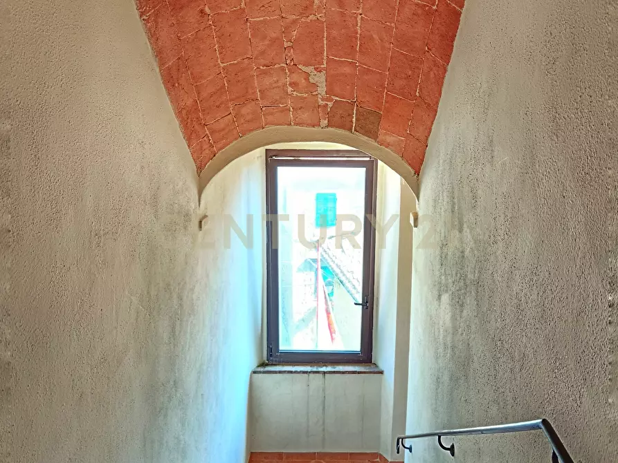 Immagine 34 di Bilocale in vendita  in Via della Penna 16 a Castel Del Piano