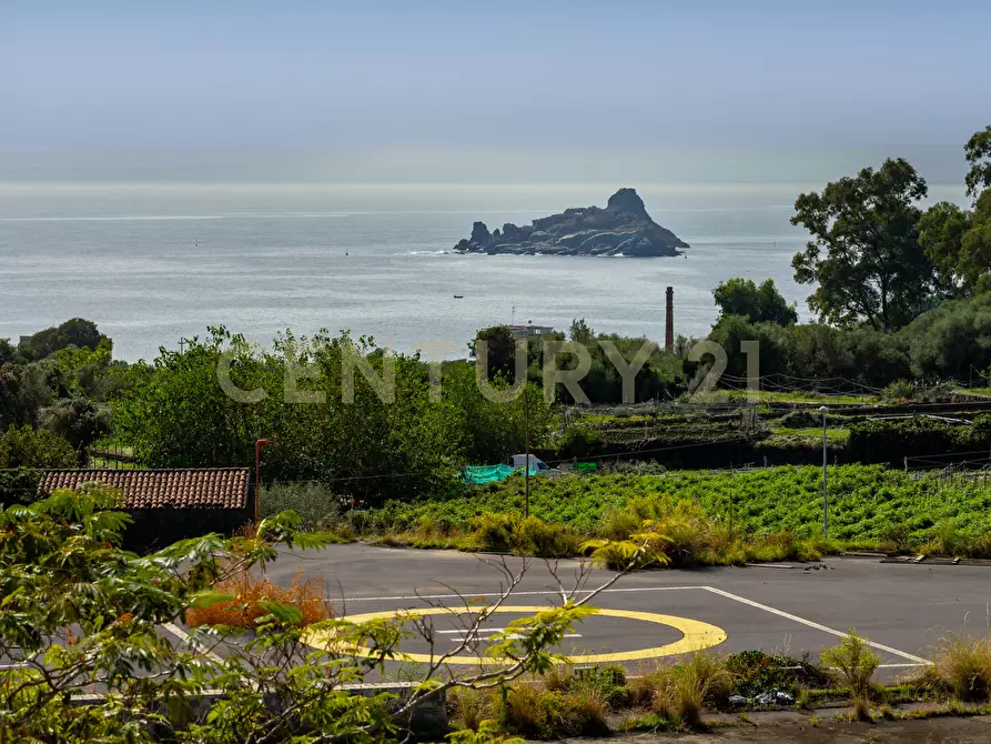 Immagine 98 di Villa in vendita  in Via dei Maceratoi 4 a Acireale