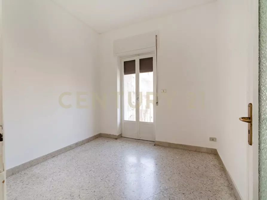 Immagine 28 di Pentalocale in vendita  in Via Antonino di Sangiuliano 54 a Catania