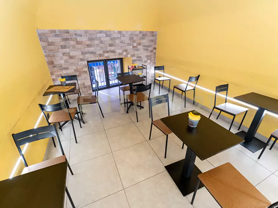 Immagine 28 di Bar / Ristorante in vendita  in Via Gemmellaro 47/A a Catania