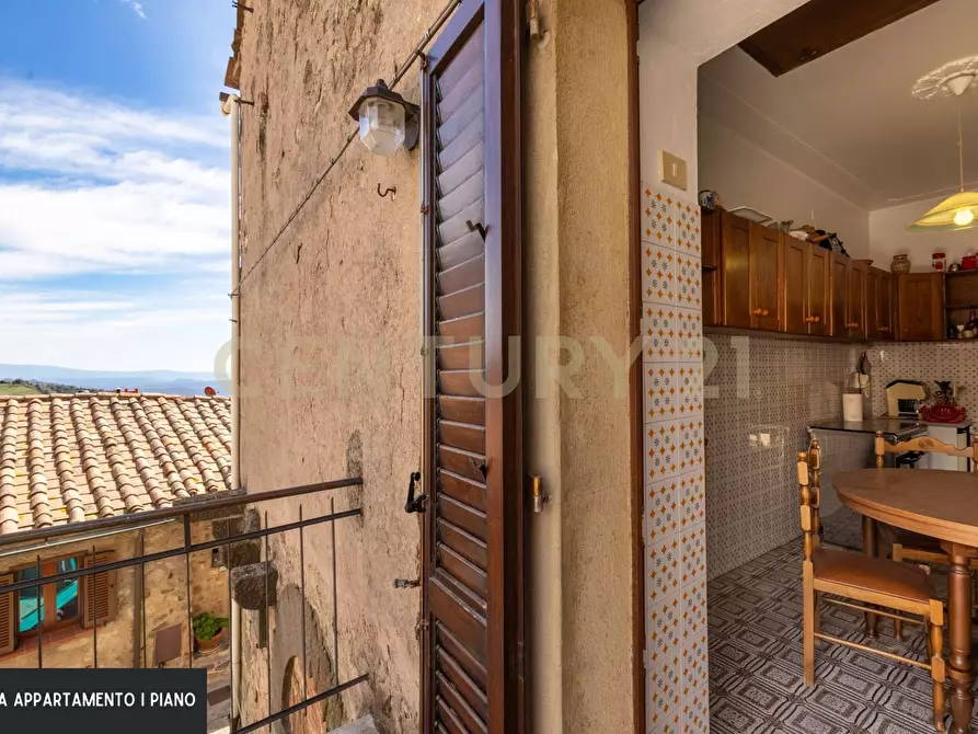 Immagine 17 di Appartamento in vendita  a Roccastrada