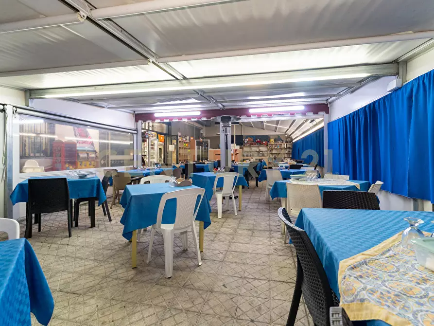 Immagine 27 di Pizzeria / Pub in vendita  in Viale Mario Rapisardi 646 a Catania