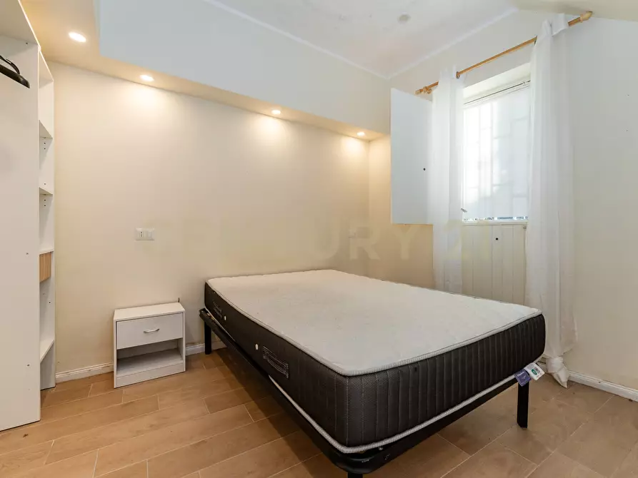 Immagine 25 di Pentalocale in vendita  in Via Alfieri 7 a Catania