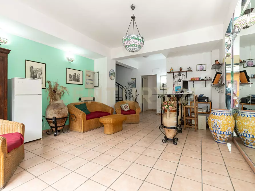 Immagine 7 di Casa indipendente in vendita  in Via Consolare Valeria 220 a Sant'alessio Siculo