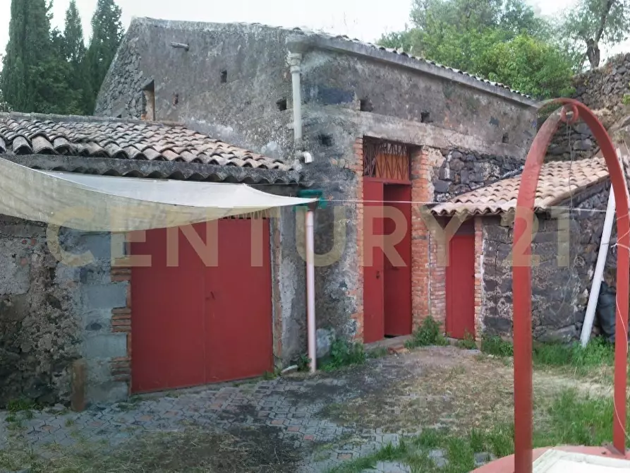 Immagine 30 di Casa bifamiliare in vendita  in Via del Santuario 26 a Giarre