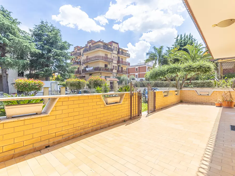 Immagine 35 di Trilocale in vendita  in Via Francavilla Fontana 37 a Roma