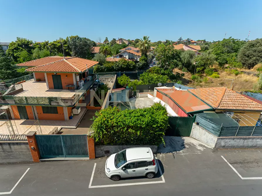 Immagine 28 di Trilocale in vendita  in Via Vittorio Emanuele Orlando 24 a Tremestieri Etneo