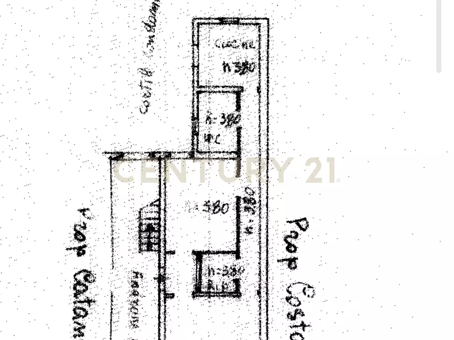 Immagine 40 di Bilocale in vendita  in Via Wrzì 128 a Catania