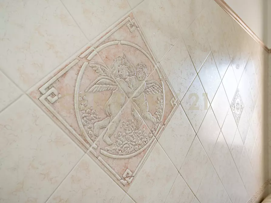 Immagine 42 di Quadrilocale in vendita  in Via Poggio D'Aquila 20 a Catania