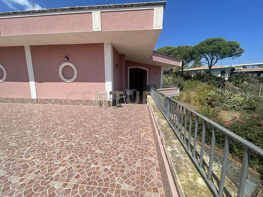 Immagine 47 di Villa in vendita  in manzella sn a Aci Castello