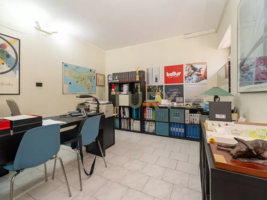 Immagine 15 di Trilocale in vendita  in Via Grazia Deledda 17 a Catania