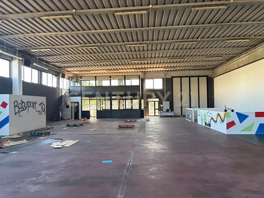 Immagine 13 di Attività artigianale in affitto  in Via Caduti sul Lavoro 23 a Isola Della Scala