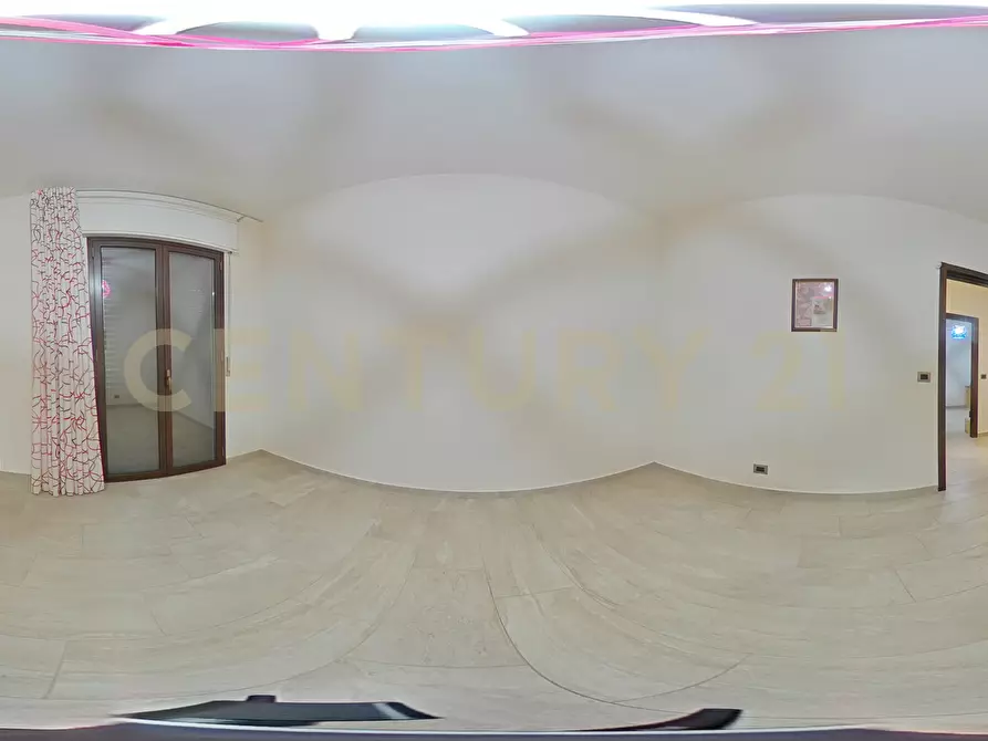 Immagine 48 di Pentalocale in vendita  in Viale Carmine Caruso 10 a Motta Sant'anastasia