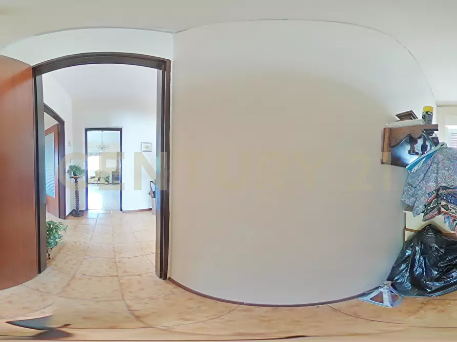 Immagine 72 di Casa bifamiliare in vendita  in Via Benedetto Croce 6 a Pedara