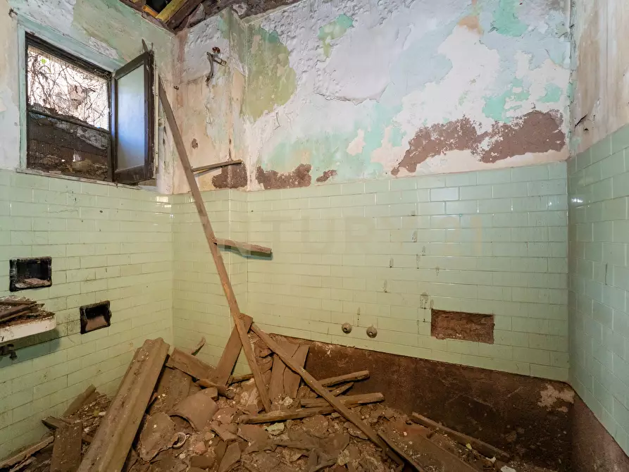 Immagine 10 di Casa indipendente in vendita  in Via Galileo Ferraris 9 a Catania