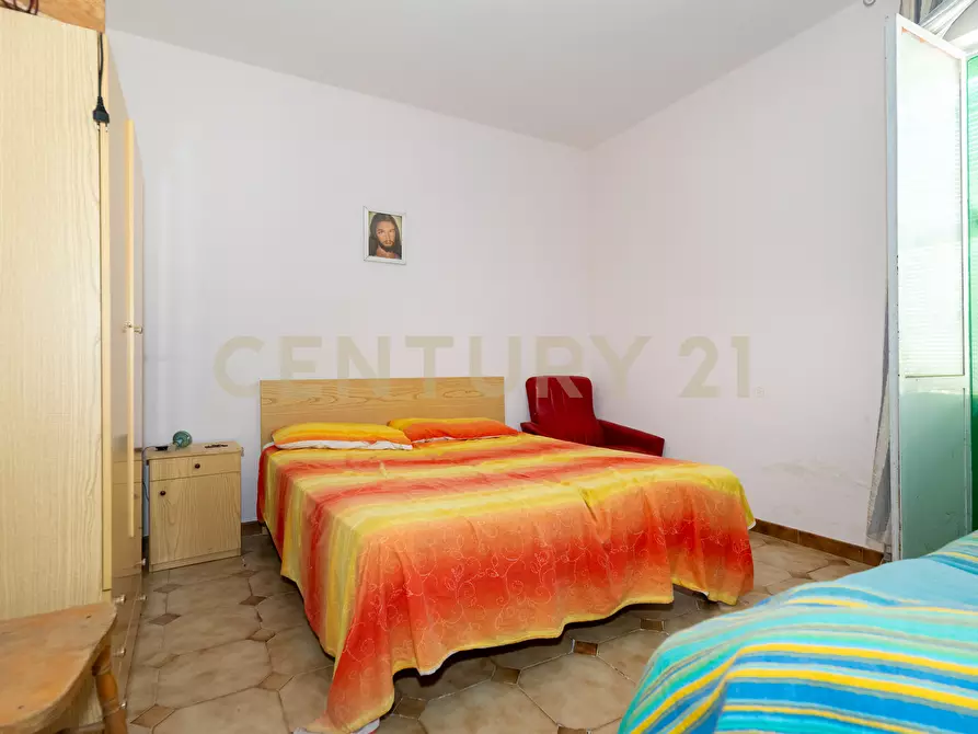 Immagine 44 di Villa in vendita  in Contrada Scolaro Cisterna a Adrano