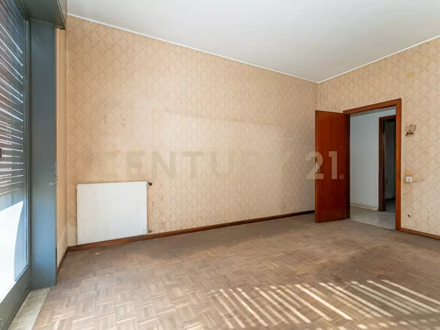 Immagine 5 di Pentalocale in vendita  in Via Fiume 12 a Catania