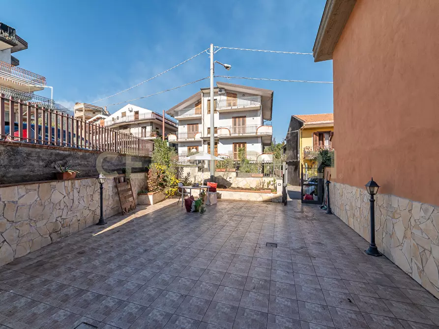 Immagine 34 di Casa indipendente in vendita  in Via Cassone 39 D a Zafferana Etnea