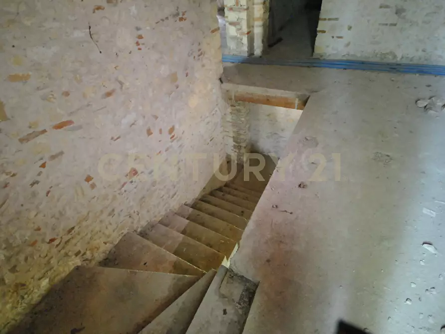 Immagine 25 di Palazzo in vendita  in Via Padovana 1a a Arcole