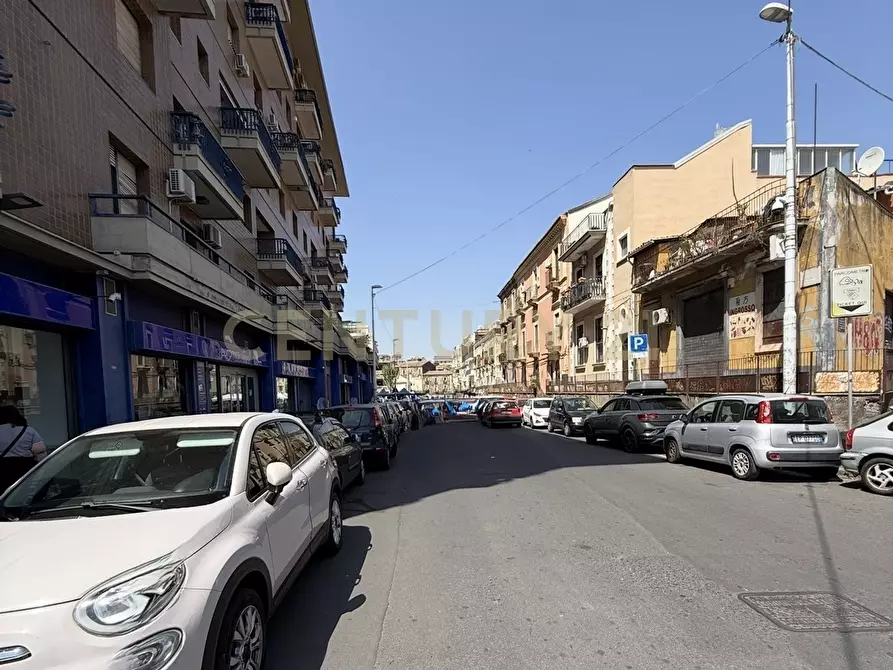Immagine 7 di Attività artigianale in vendita  in Via Cosentino 55 a Catania