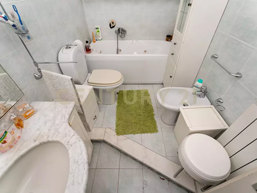 Immagine 24 di Quadrilocale in vendita  in Via San Martino 23 a Acireale