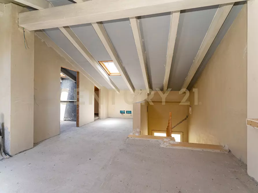 Immagine 42 di Villa in vendita  in Via Casalrosato 19 a Valverde