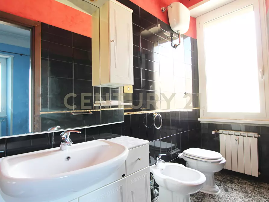 Immagine 18 di Pentalocale in affitto  in Piazza Orazio Marucchi 5 a Roma