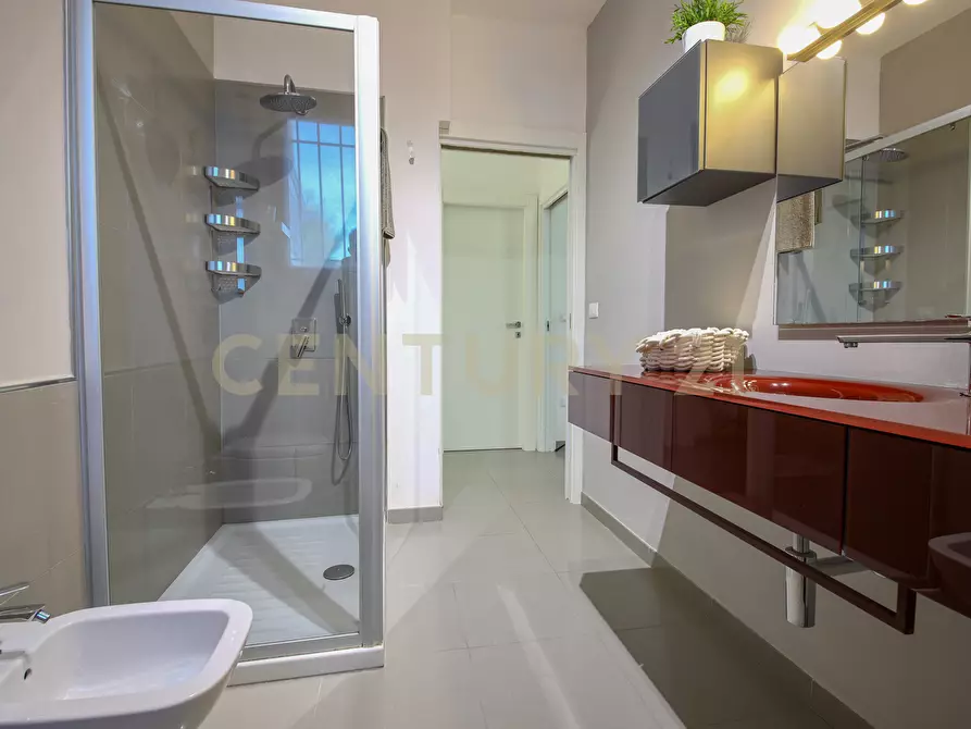 Immagine 40 di Villa in vendita  a Carovigno