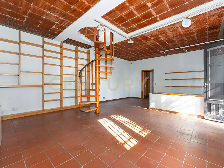 Immagine 9 di Villa in vendita  in Via Gallinaro 22 a Aci Castello