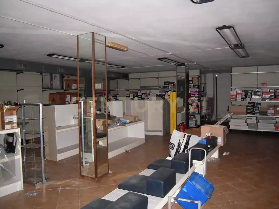 Immagine 6 di Locale commerciale in affitto  in Via Umberto I 53 a Bovolone