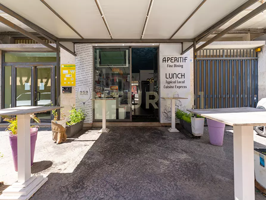 Immagine 13 di Pizzeria / Pub in vendita  in Via Zolfatai 9 a Catania