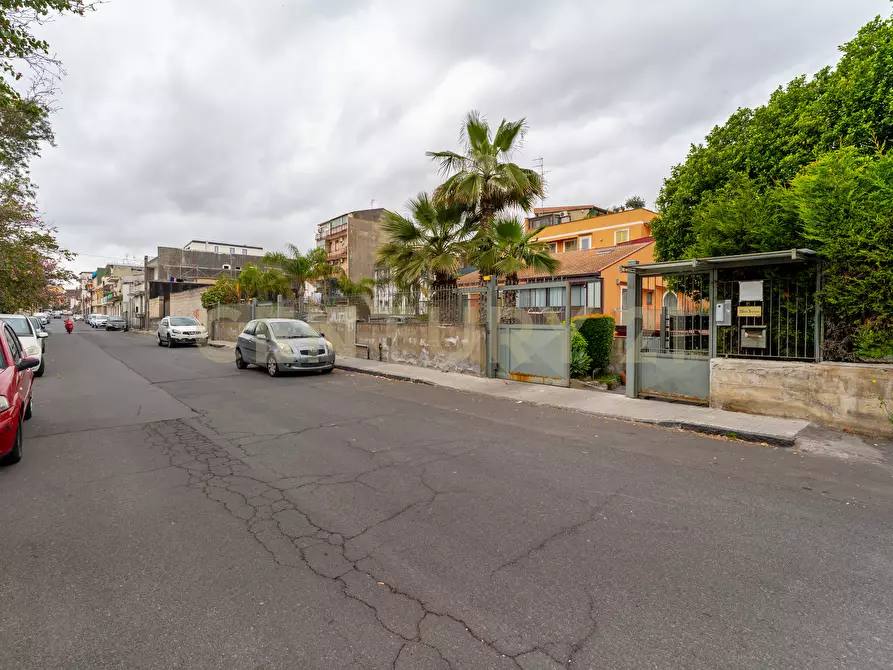 Immagine 3 di Attico in vendita  in Via Maria Gianni 85 a Catania