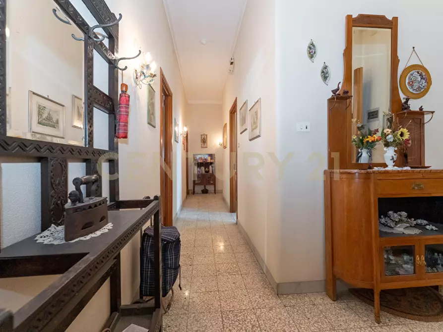 Immagine 12 di Quadrilocale in vendita  in Via Ammiraglio Toscano 5 a Catania