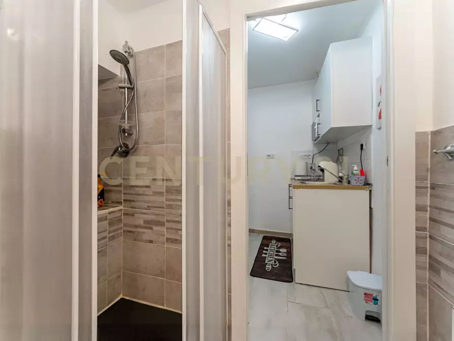 Immagine 12 di Casa indipendente in vendita  in vicolo croce 6 a Catania