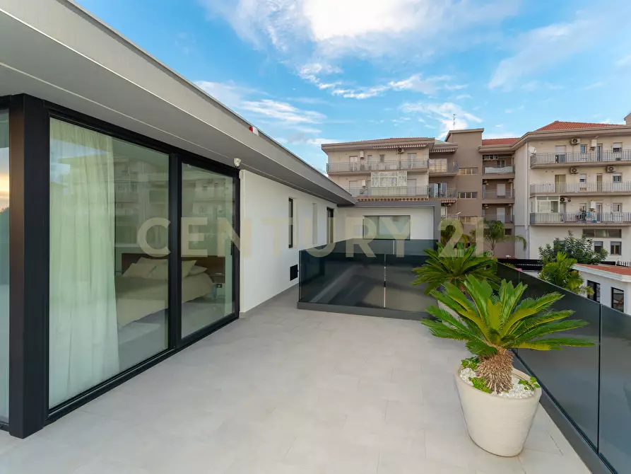 Immagine 101 di Villa in vendita  in Via Sant' Andrea 8 a Catania